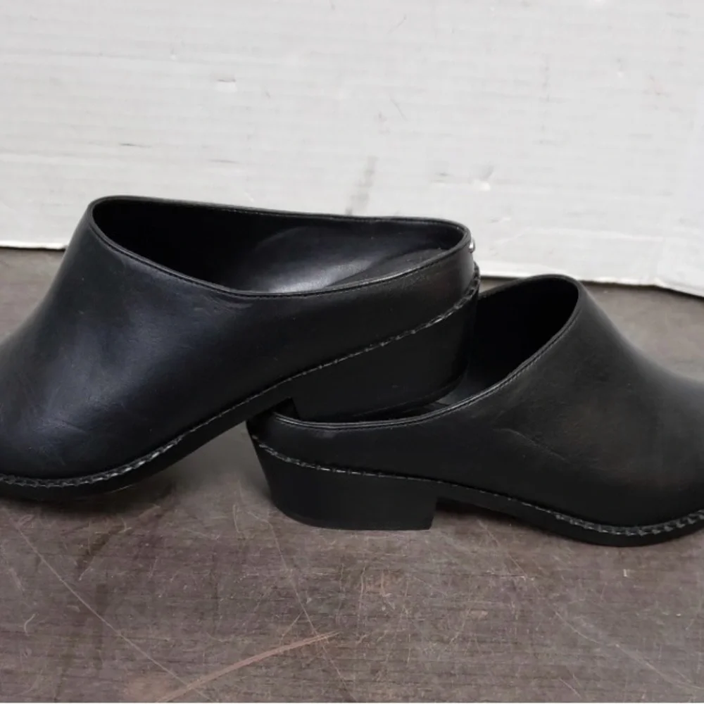 Michael Kors Black Leather Women’s Mules - Size 8 - Picture 4 of 7